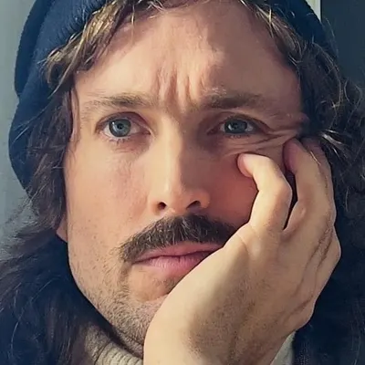 Alex Ebert