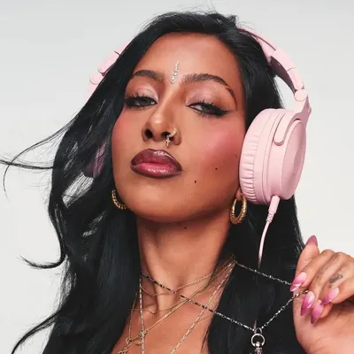 Lara Raj