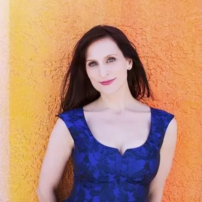 Melissa Lyons